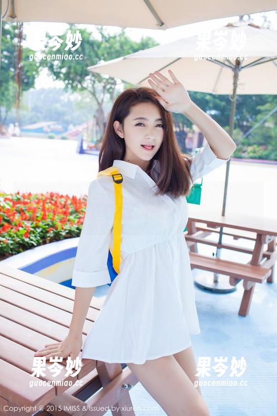 IMiss爱蜜社 - 在果儿Victoria的办公室，不怕无圣光，图包的精彩在后头！