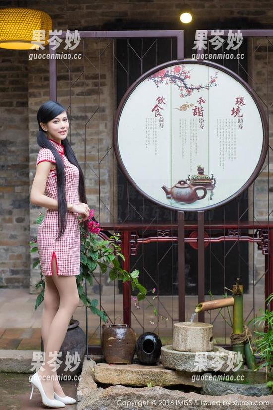 IMiss爱蜜社 - 图库提示：萌奈子和她的红裙，期盼你来互动的托付