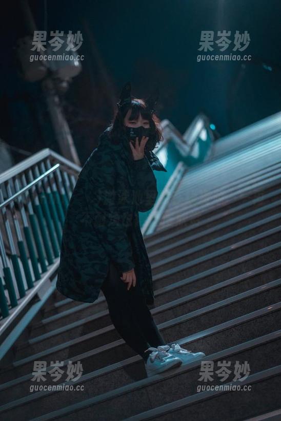 Mimmi(밈미)游泳池里的在线资源——再不耐烦也得慢慢欣赏