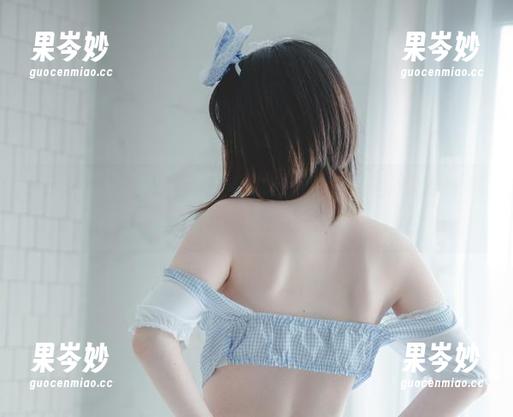 Uhye(이유혜)的皮衣？我敢打赌这张私拍能把整个房间点亮，美图太有范儿！