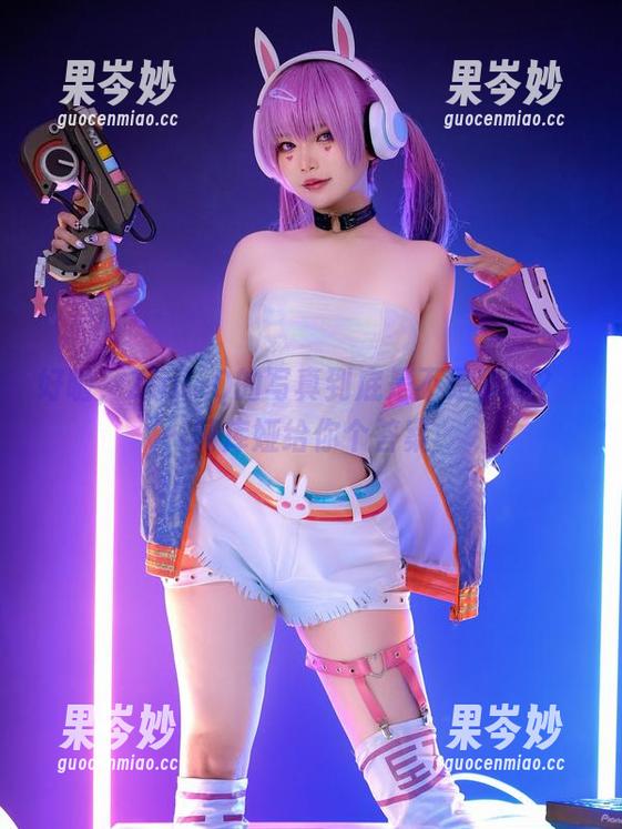 好啦，ZinieQ的写真到底是不是真的？湊阿库娅给你个答案