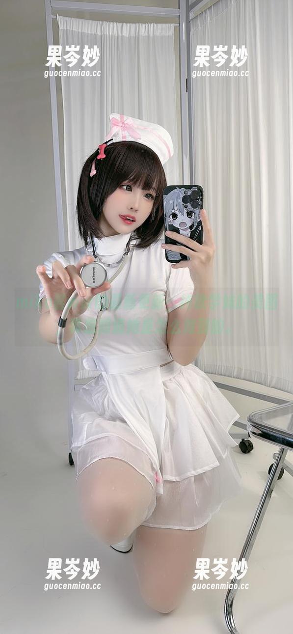 miko酱ww的最新更新，纯欲学妹的美图，真想知道她是怎么做到的。