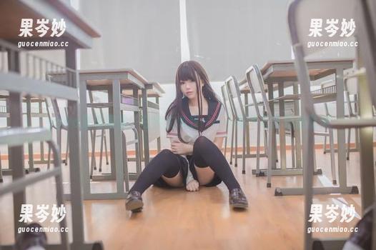 yoko夏宅图集：白内衣和我——一场不可言说的默契