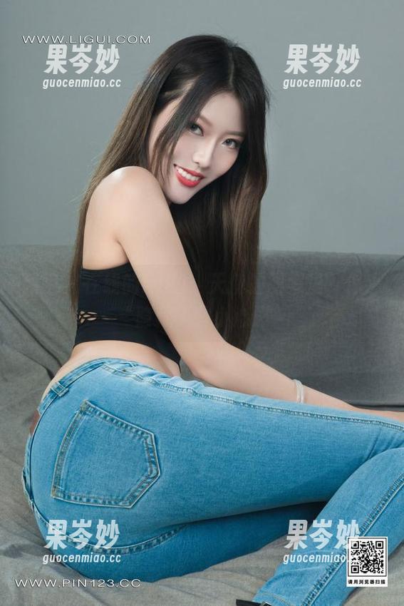 丽柜 - 在线的KiKi：天使的图集里，似乎隐藏了些小心思
