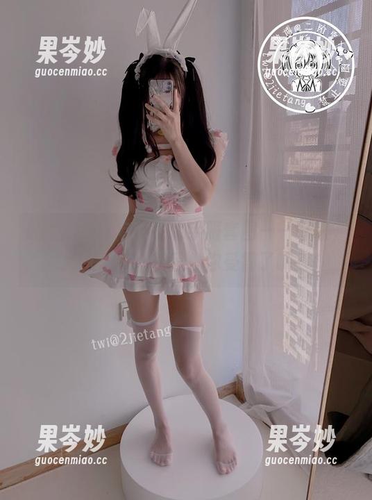 最新二阶堂宅绘子水手服套图——好吧，大家都说超可爱，你受得了嘛？