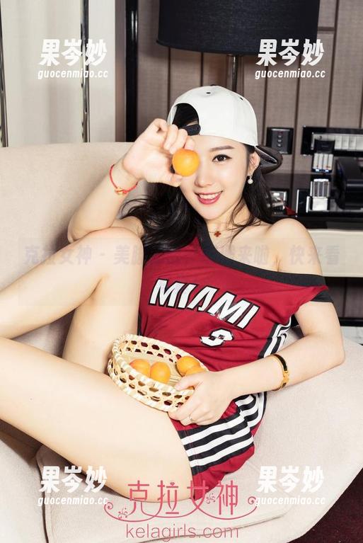 克拉女神 - 美脚无敌，珊珊来啦，快来看写真！