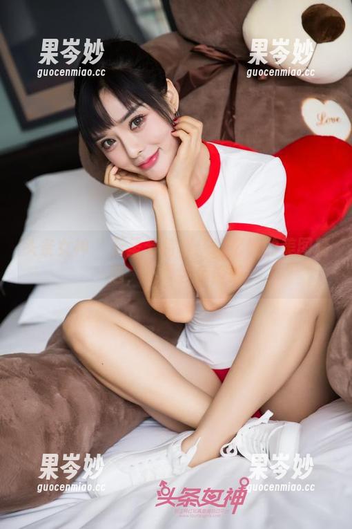 头条女神 - 万圣节特供：郭忆然的美图精选，不看会后悔哦