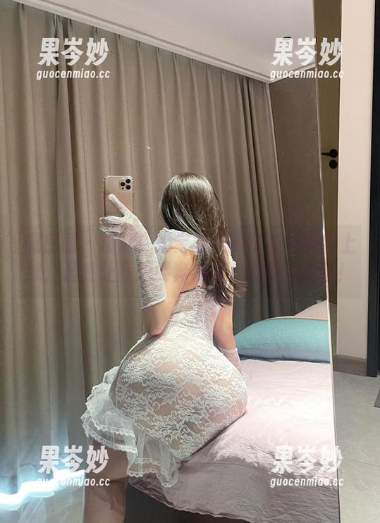 微密圈 - 糟糕！奶宝妹纸的比基尼新照上线，居然让我想要奔向海边流连忘返了！