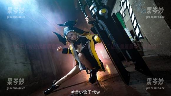 小仓千代w的优雅职业装：听说这套图分享很有“让人重返职场”的魔力！