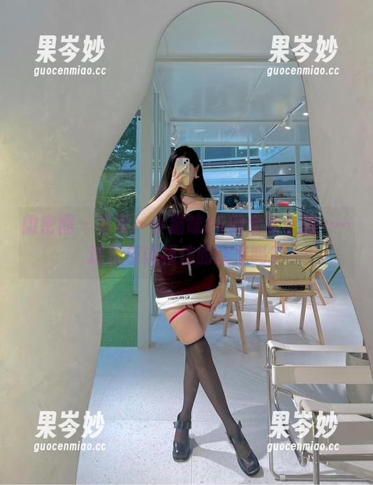 微密圈 - 等等，小猫咪ck的全套长腿……这是应该模仿的腿型吗？