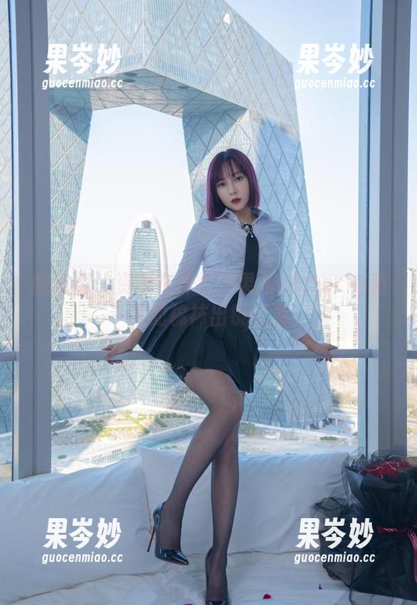 微密圈 - 资源在那里：果儿Victoria和她的棉袜出镜记录