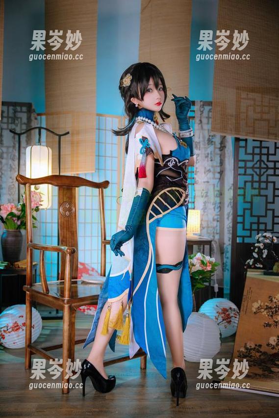 定制少女图集来看樱井小莜，没想到她的气场这么强，哈哈！