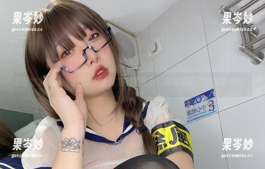 蒙面加水手服，次屁啦又上架新美图更新，期待又心慌的双重体验！