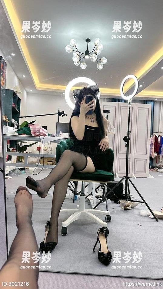 微密圈 - 资源横扫，汤圆可甜了的美腿写真居然这么让人心醉？