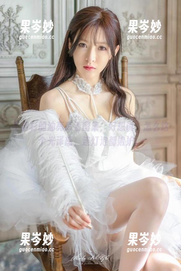 王羽杉的油亮高清图集，好想说，怎么这个光泽感，连灯泡都嫉妒。