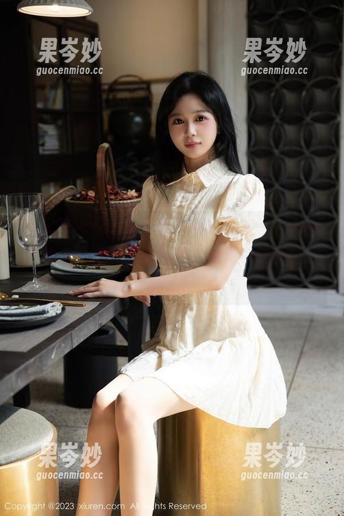 秀人网 - fairy如歌白裙写真集——当女神碰上绰约多姿的白裙，脑海中的画面太美了！