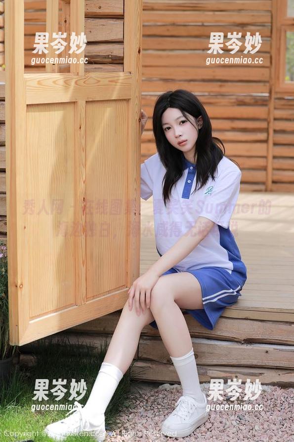 秀人网 - 在线图集：夏笑笑Summer的海边独白，海水咸得无话可说