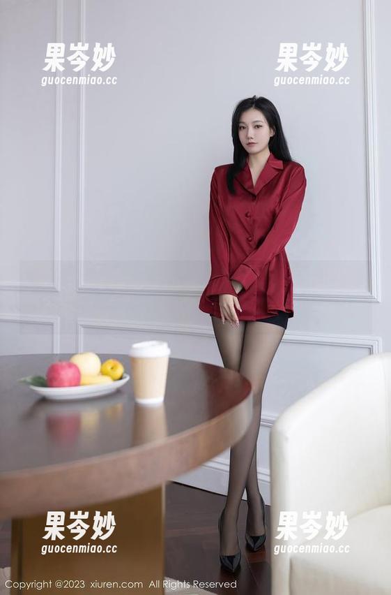 秀人网 - 这套金纯一的泳装写真，回头率要涨到天上去。