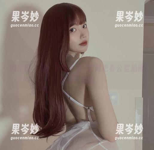 微密圈 - 看！纪念小小v如何把办公室拍得高清又尴尬