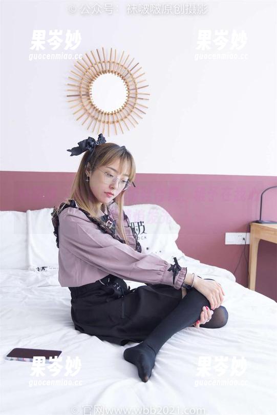 袜啵啵 - 高清阿迪板鞋合集，稚予在我心里悄悄发光